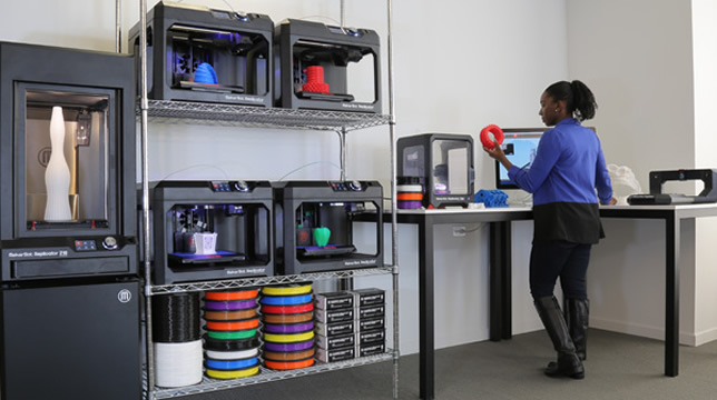 http://thejournal.com/~/media/EDU/CampusTechnology/Images/2015/03/20150304_MakerBot.jpg