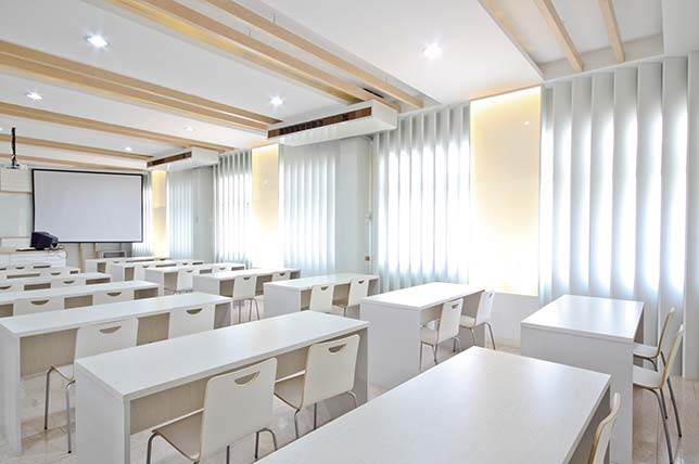 classroom natural lighting example