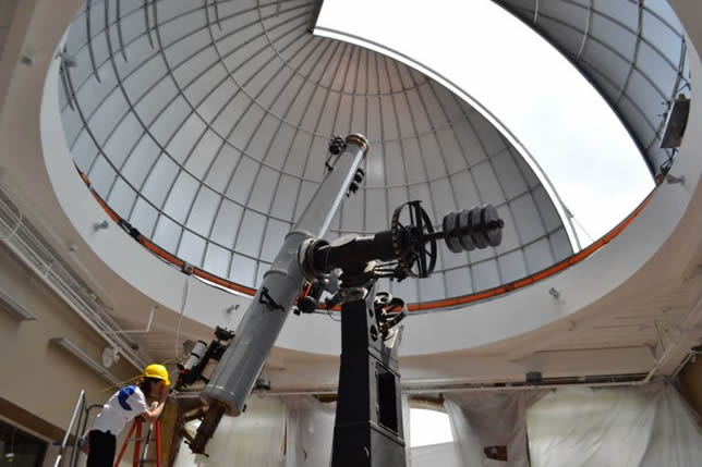 Beginning August 16, every classroom in South Carolina will be able to view the rings of Saturn or the Orion Nebula via a vintage telescope at the South Carolina State Museum in Columbia, SC.